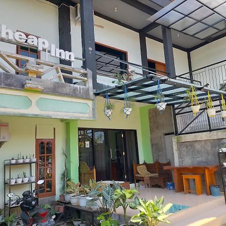 Cheap Inn Banyuwangi Banyuwangi  Esterno foto
