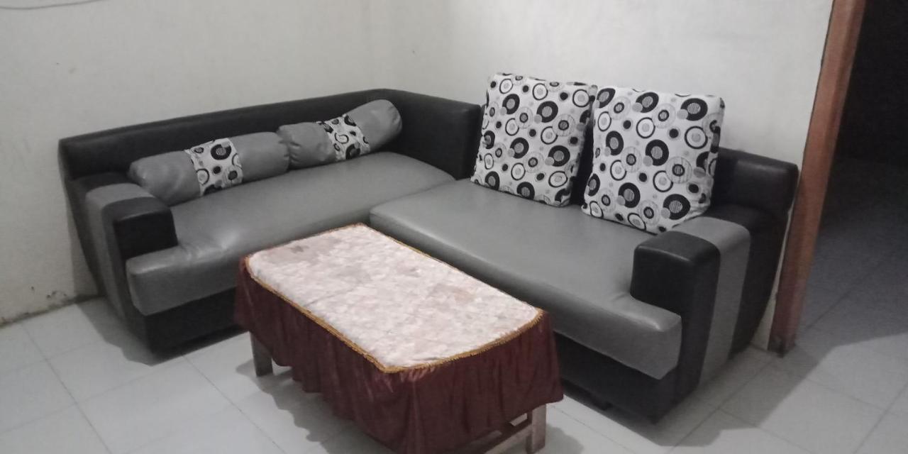 Cheap Inn Banyuwangi Banyuwangi  Esterno foto