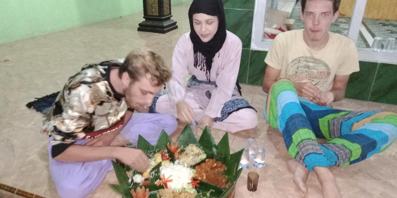 Cheap Inn Banyuwangi Banyuwangi  Esterno foto