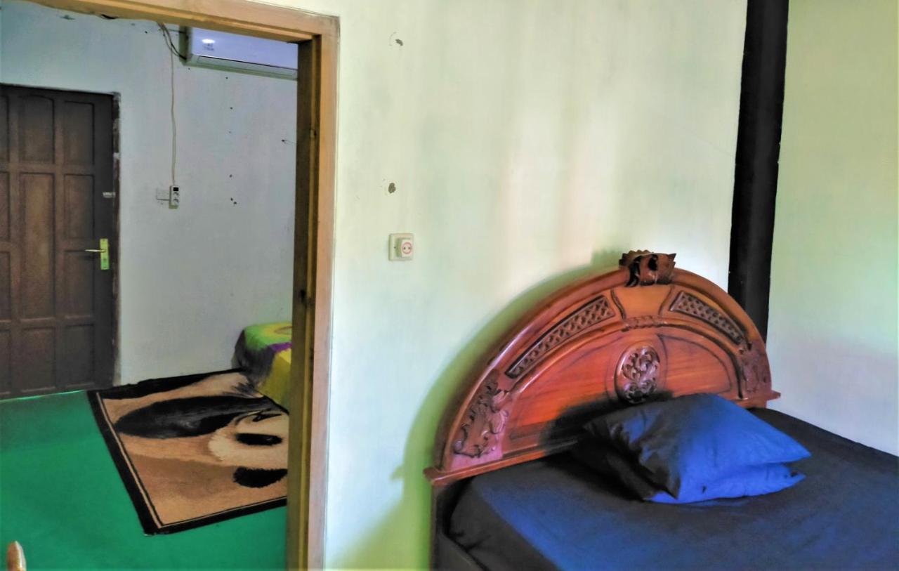 Cheap Inn Banyuwangi Banyuwangi  Esterno foto