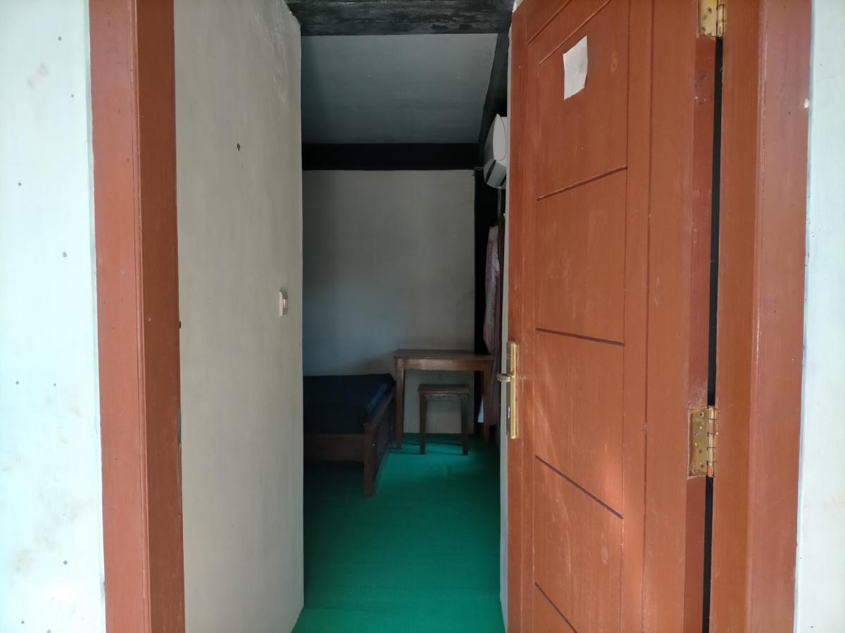 Cheap Inn Banyuwangi Banyuwangi  Esterno foto