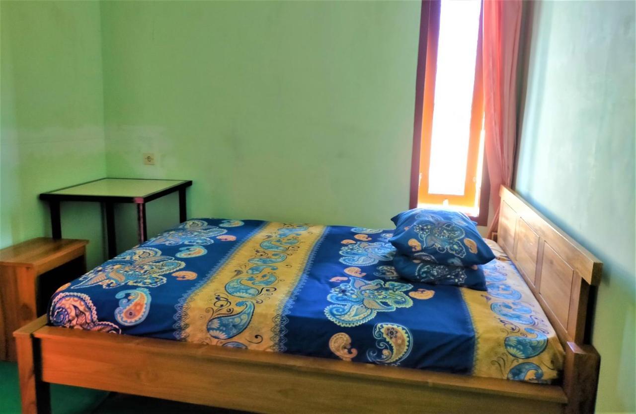 Cheap Inn Banyuwangi Banyuwangi  Esterno foto