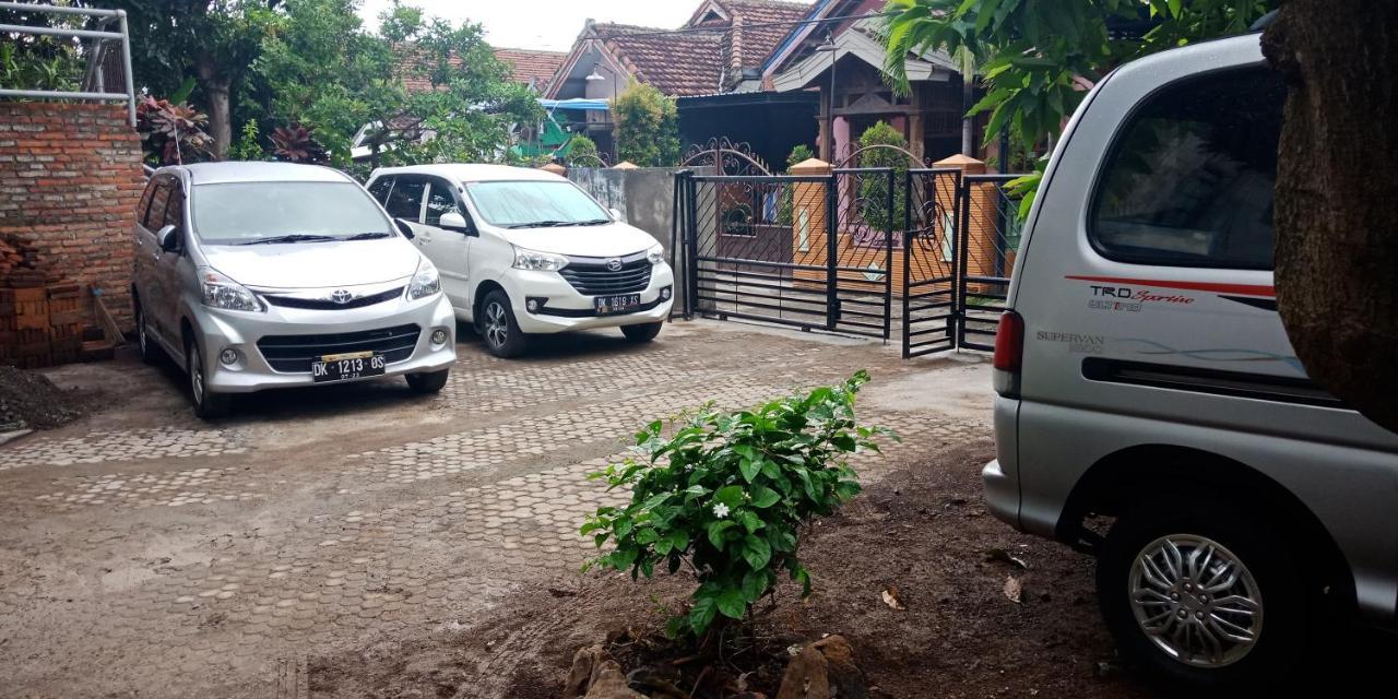 Cheap Inn Banyuwangi Banyuwangi  Esterno foto